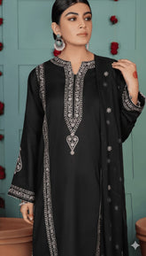 URGE Premium Airjet Lawn 3PC Embroidered Collection Lawn 10