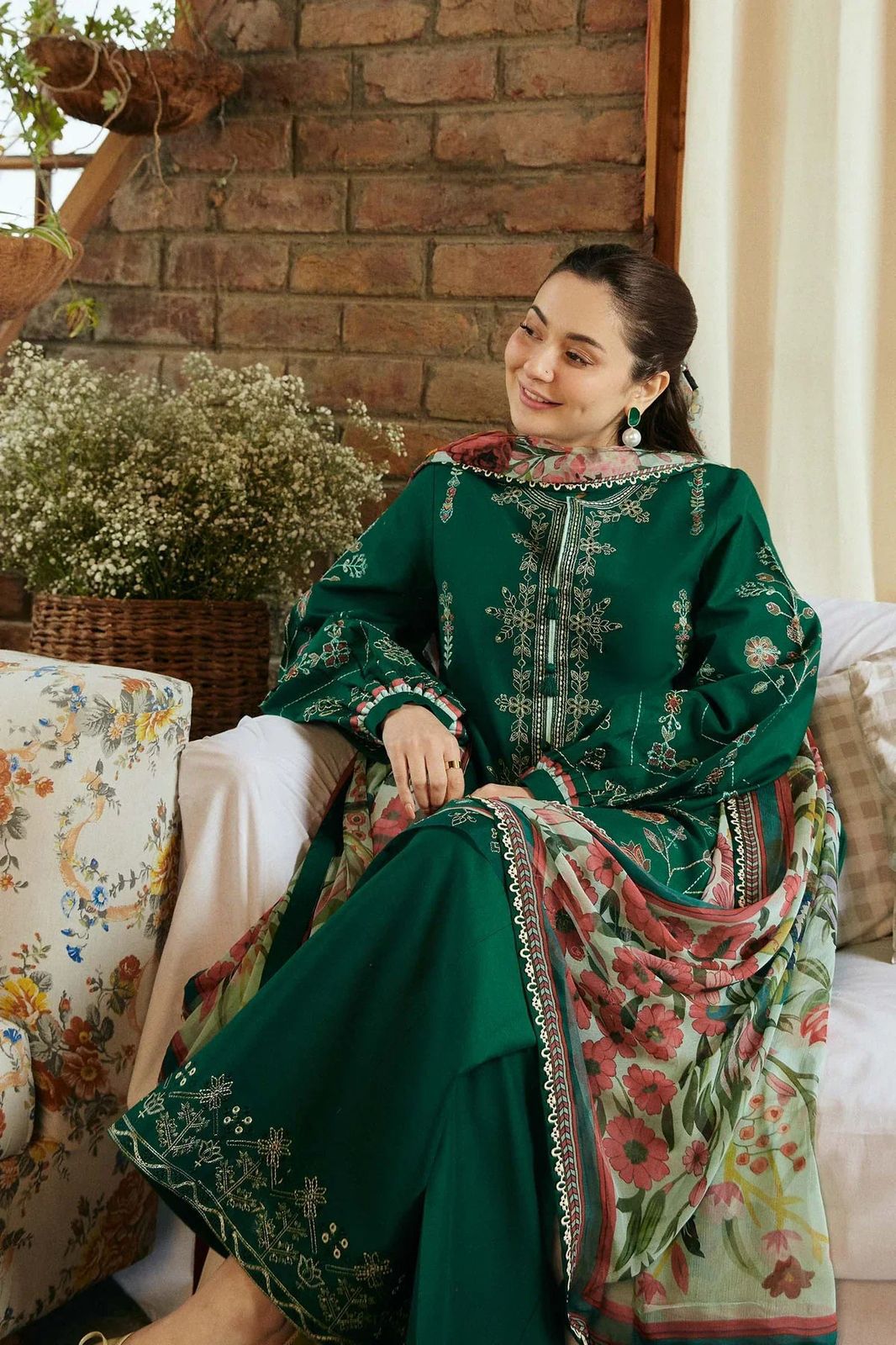 Premium Lawn 3PC Embroidered Suit 14